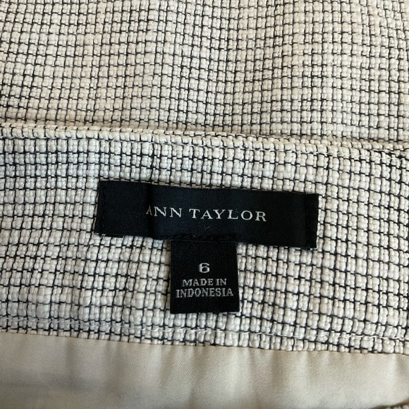 Ann Taylor Tweed & Crepe Skirt Ivory/Black - Picture 3 of 4